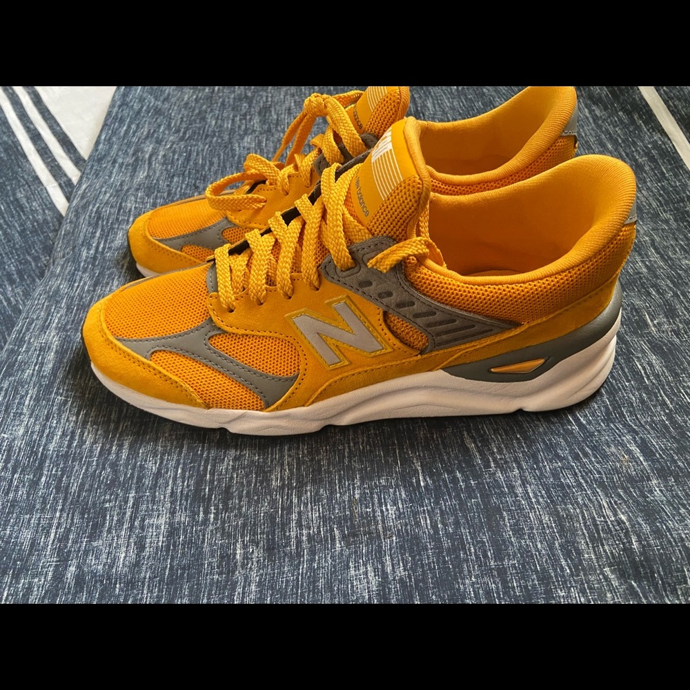 Men New Balance x-90 size 9